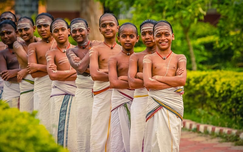 Vedic Gurukul traditional education environment